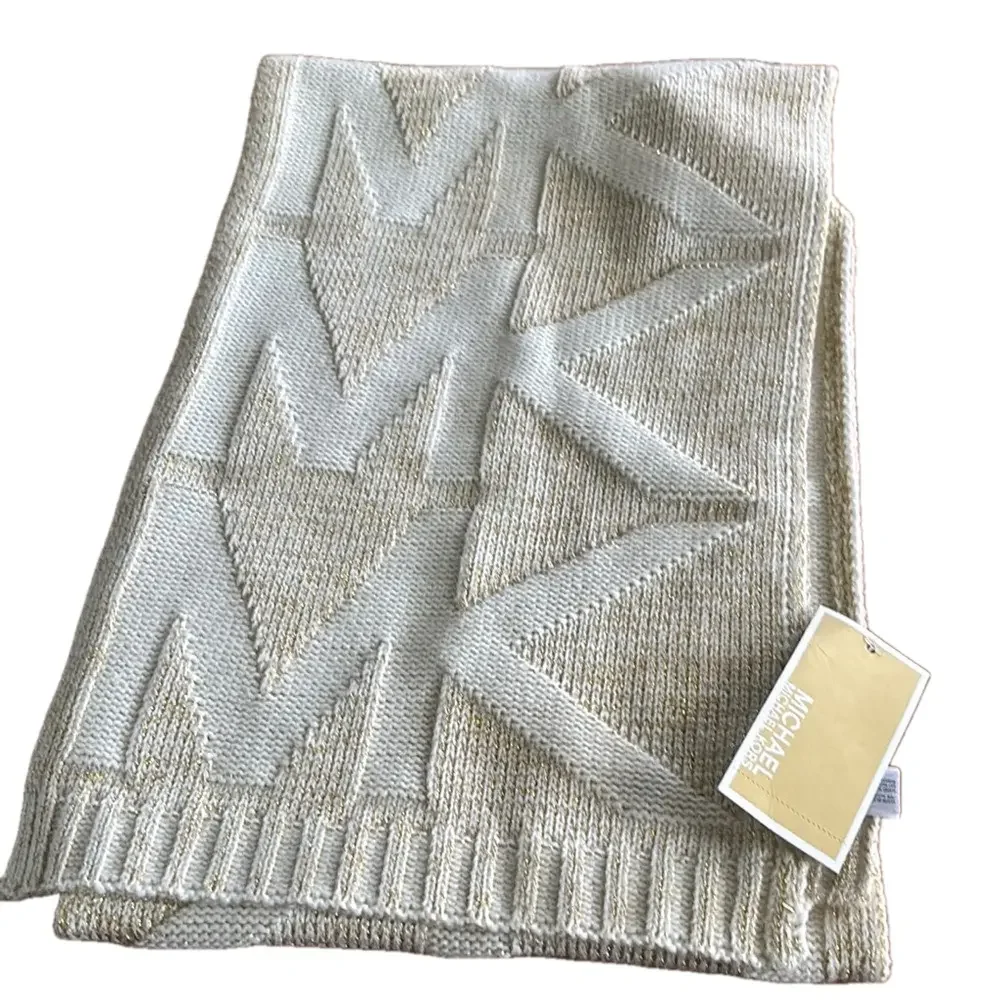 NWT Michael Kors Cream Knit Scarf